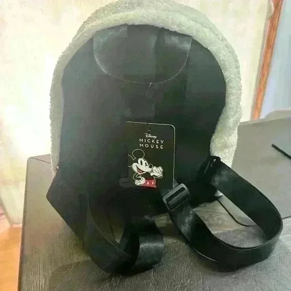 Bioworld Disney white sherpa mini backpack. - Picture 8 of 8